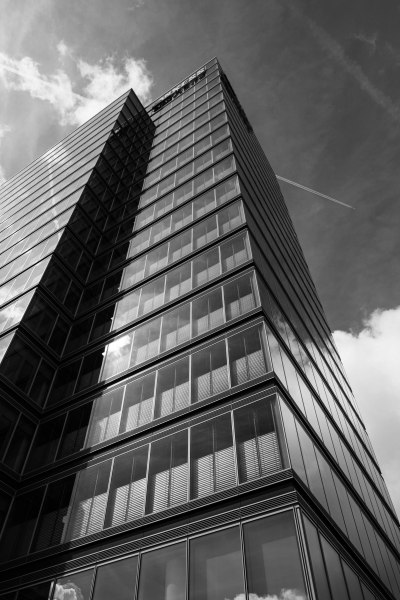 Lanxess Tower Köln Schwarz Weiss Architekturfotografie Köln