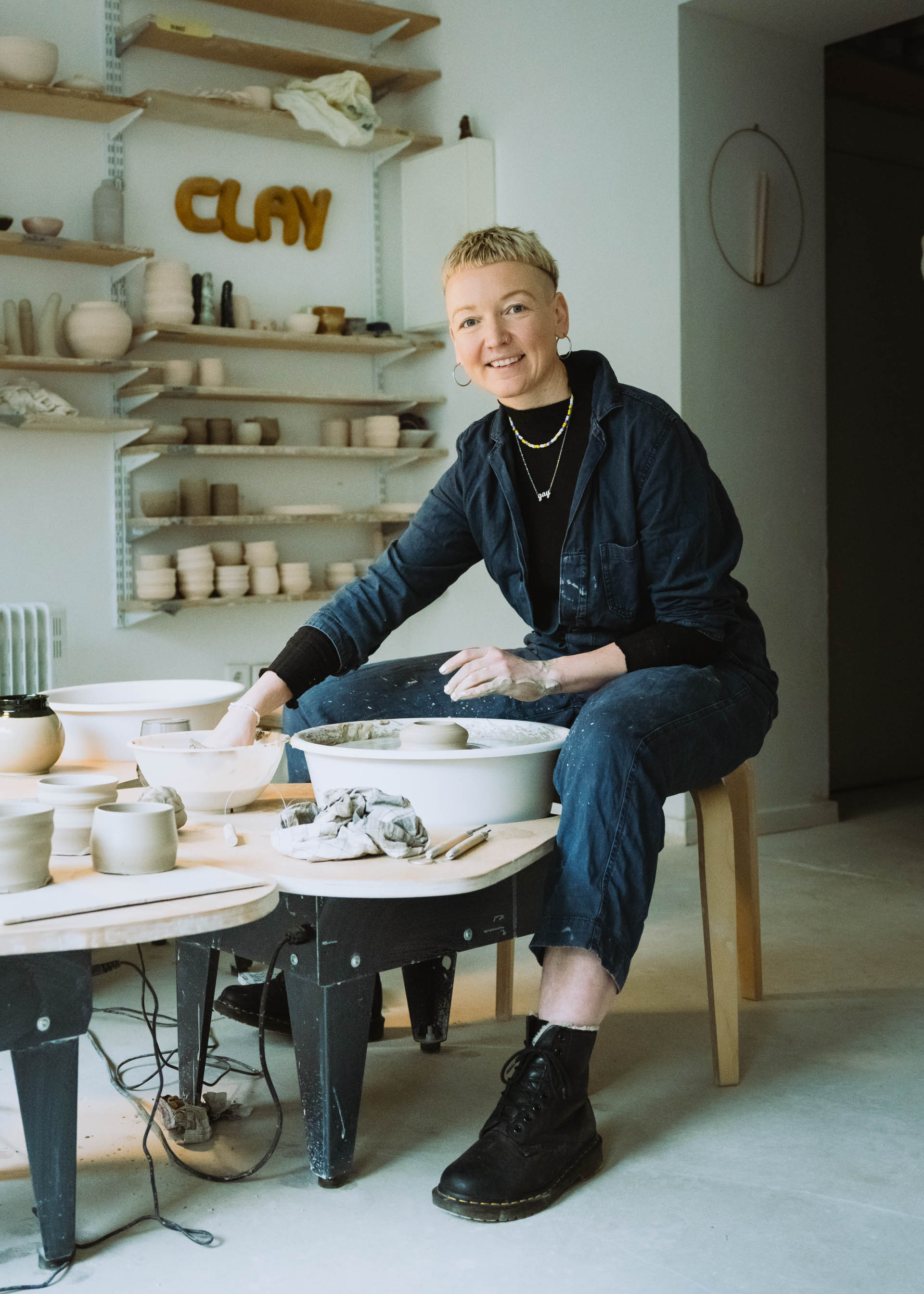 Porträt Köln Portrait Fotografie Fotoportät Corporate Fotografie Business Handwerk Annas selbstgemacht Keramik im WabiSabi Töpferstudio in Köln Mülheim