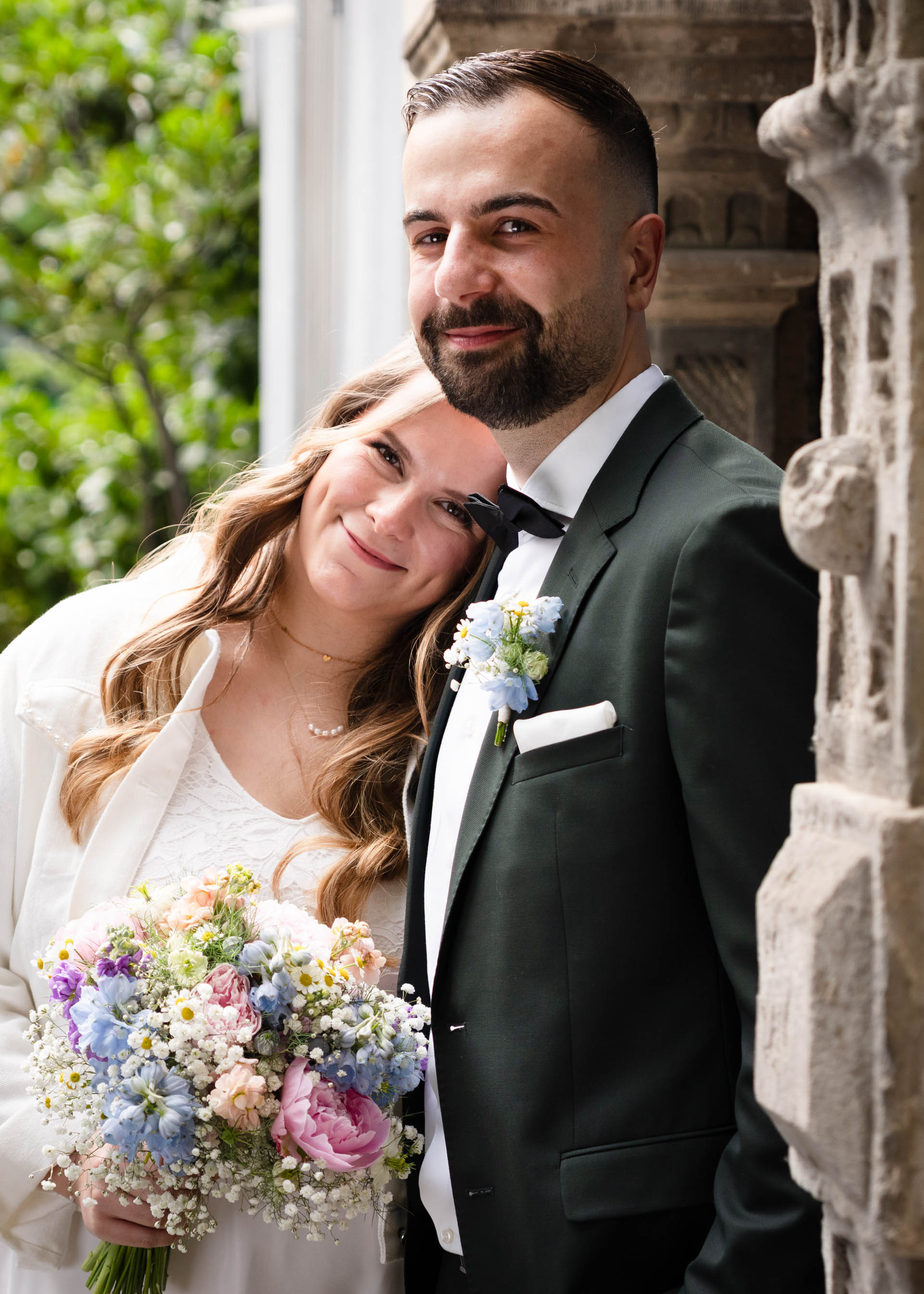 Hochzeitsfotograf Köln Köln Köln-Mülheim Bonn / Düsseldorf / Rheinland Standesamt Köln Hochzeitsfotografie Köln Heiraten Köln Hochzeit / Hochzeiten Brautpaar / Braut / Bräutigam Reportagefotografie Emotionale Hochzeitsbilder Standesamt / Kirche / Freie Trauung